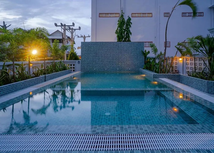 Coolland & Hotel